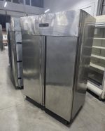 Dik Tip Çift Kapılı Buzdolabı 135x85x203